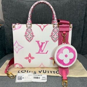 Louis Vuitton OntheGo PM “by the pool” limited edition tote bag